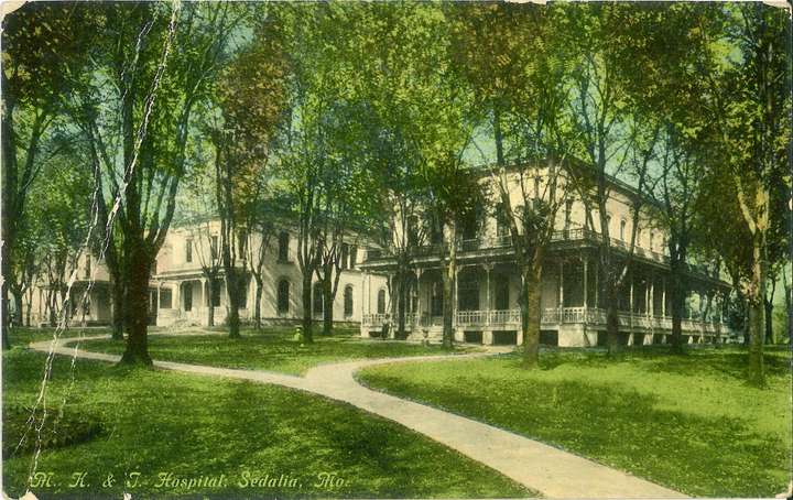 Postcard of MK&T Hospital, Sedalia, Missouri