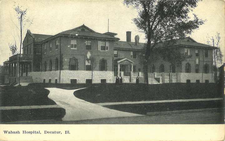 Postcard of Wabash Railroad Hospital, Decatur, Illinois