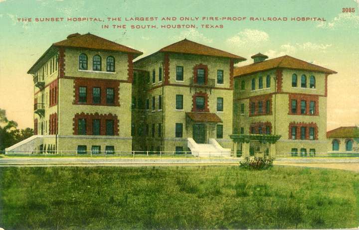 Postcard of Southern Pacific Railroad Hospital, Houston, Texas