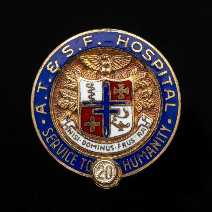 ATSF Hospital 20 year service pin